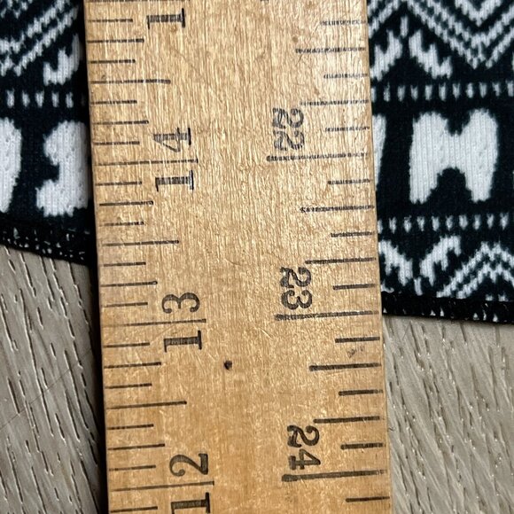 NWT SKIMS LOGO PLUSH POINTELLE LONG SLEEVE HENLEY TOP ONYX FAIR ISLE M NEW - Picture 9 of 10